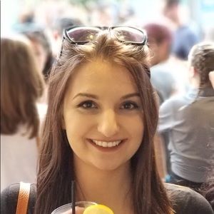 Meet your Posher, Maya